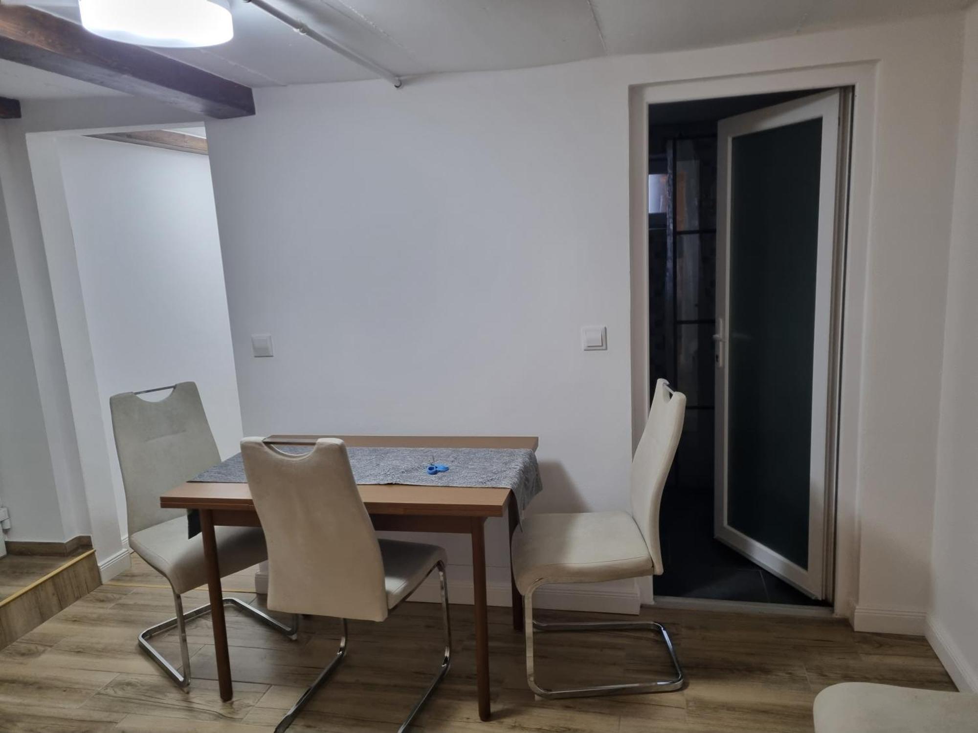 Ultracentral Garage Studio บิสตริซา ภายนอก รูปภาพ